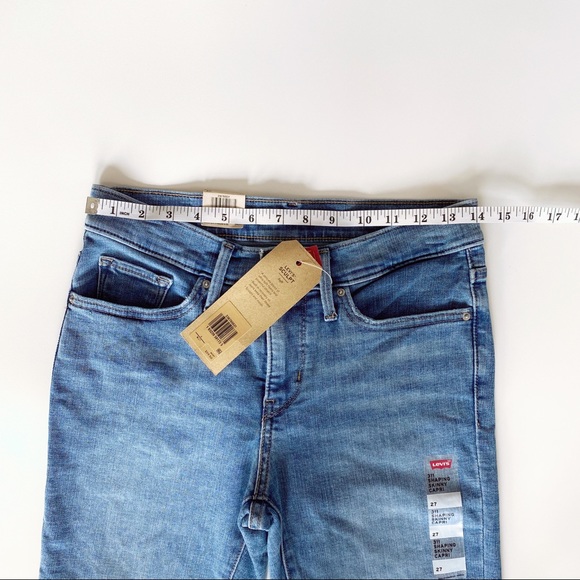 ‼️SOLD‼️ NWT Levi's 311 Shaping Skinny Capri - Picture 7 of 10